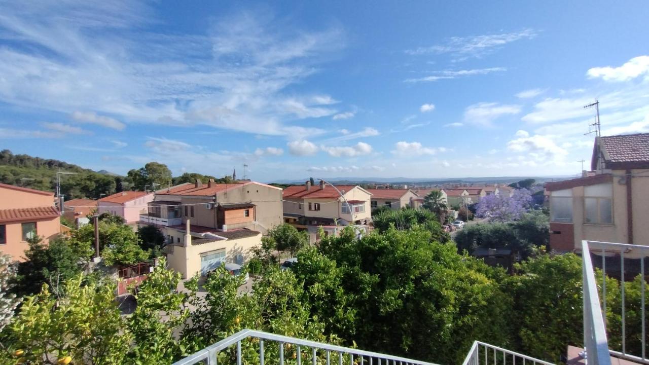 Casa Vacanze "Villa Severina" Iun R6166 R6692 Карбония Екстериор снимка