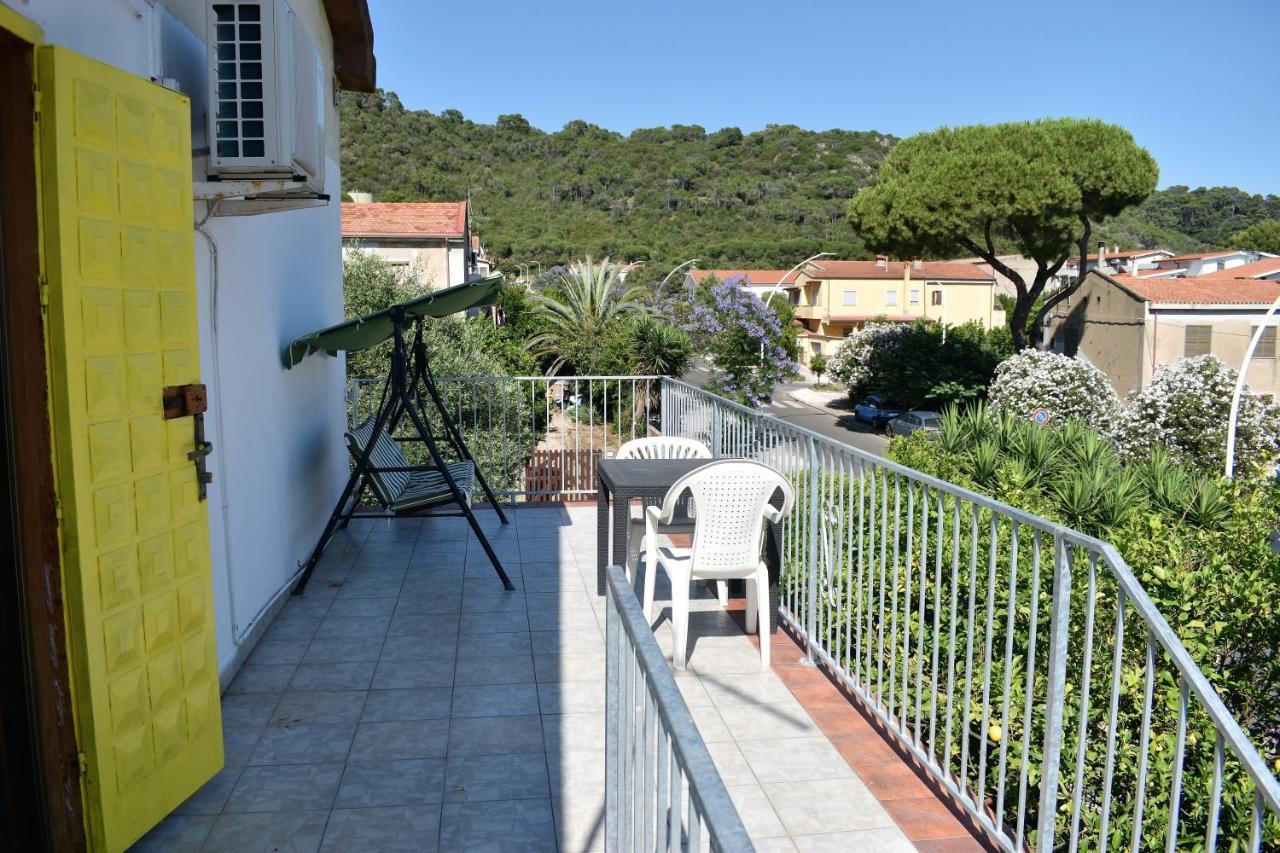 Casa Vacanze "Villa Severina" Iun R6166 R6692 Карбония Екстериор снимка