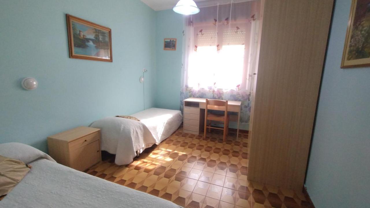 Casa Vacanze "Villa Severina" Iun R6166 R6692 Карбония Екстериор снимка